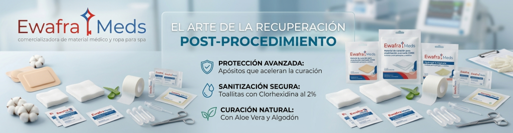 "Banner promocional de Ewafra Meds titulado 'EL ARTE DE LA RECUPERACIÓN POST-PROCEDIMIENTO'. La imagen presenta una composición simétrica y elegante de suministros médicos avanzados sobre una superficie clínica azul claro. En el centro, un panel traslúcido destaca tres pilares del cuidado: Protección Avanzada con apósitos que aceleran la curación, Sanitización Segura con toallitas de Clorhexidina al 2%, y Curación Natural con Aloe Vera y Algodón. A los costados se exhiben productos con la identidad de Ewafra Meds, incluyendo apósitos de foam, parches de silicona, hidrogeles, alginatos y gasas estériles. La escena integra elementos orgánicos como flores de algodón y hojas de aloe vera junto a instrumental quirúrgico, proyectando un equilibrio entre tecnología médica y cuidado delicado. Todo bajo una iluminación profesional que resalta la confianza y el estándar de calidad de Ewafra Meds para cirujanos y clínicas en CDMX."